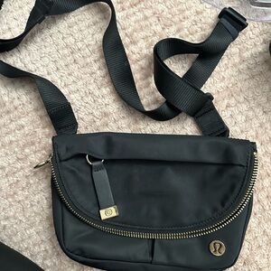 Lululemon bag